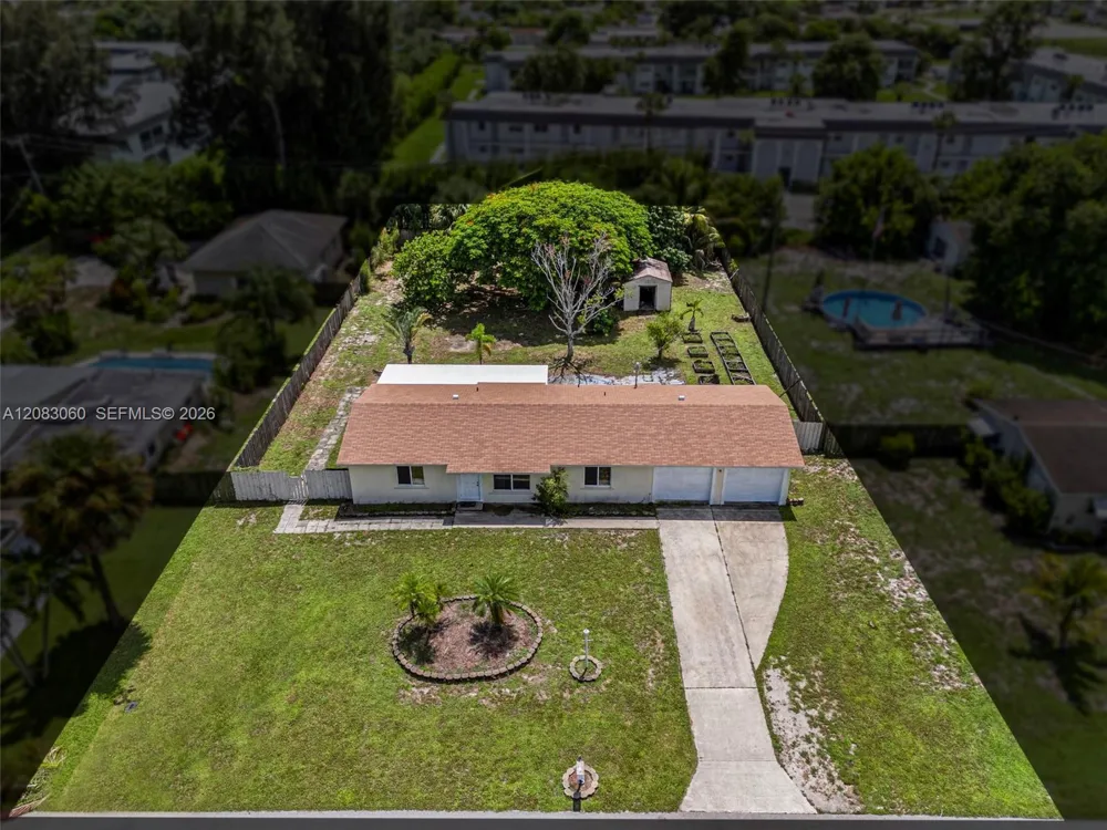 3180 Carol Ave Palm Springs, FL 33461