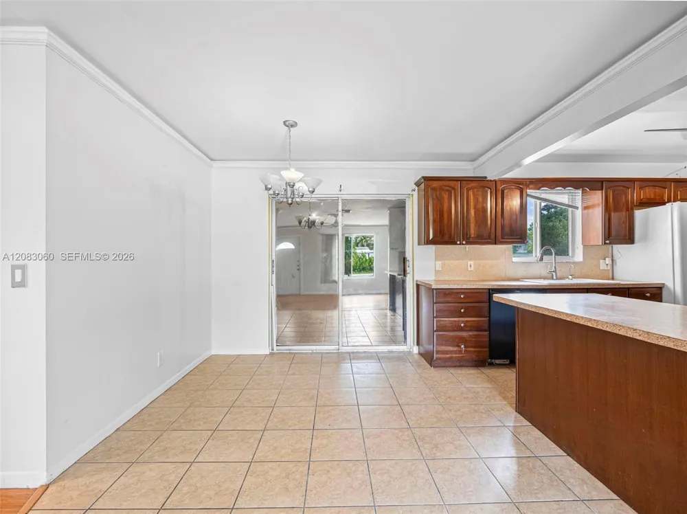 3180 Carol Ave Palm Springs, FL 33461
