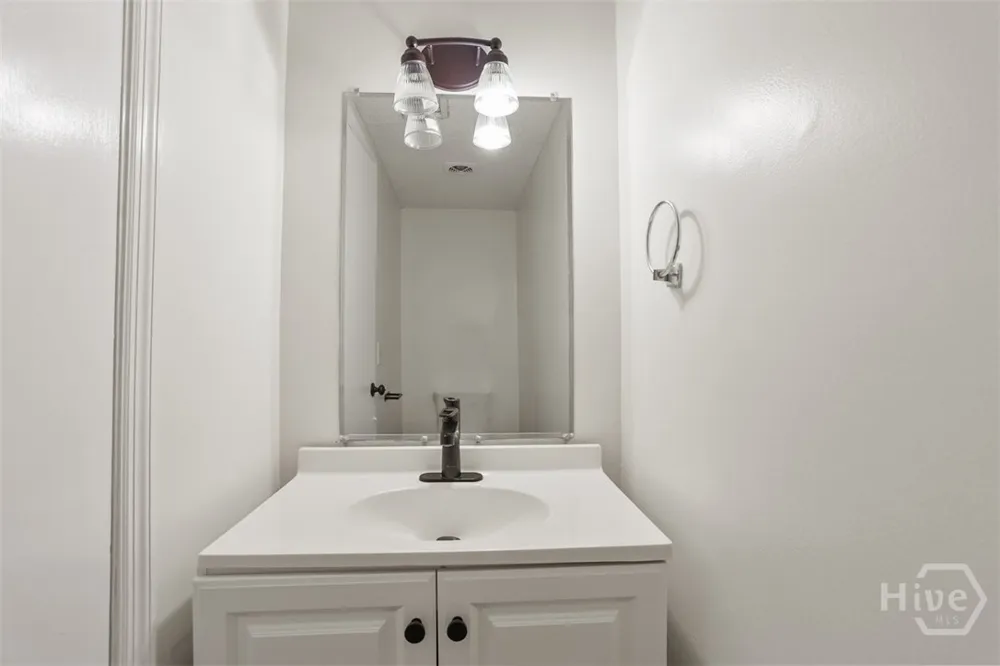 49 Knollwood Circle Savannah, GA 31419