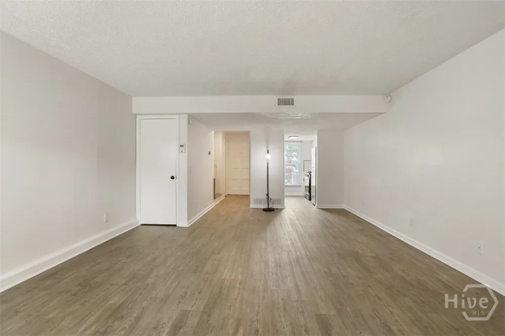49 Knollwood Circle Savannah, GA 31419