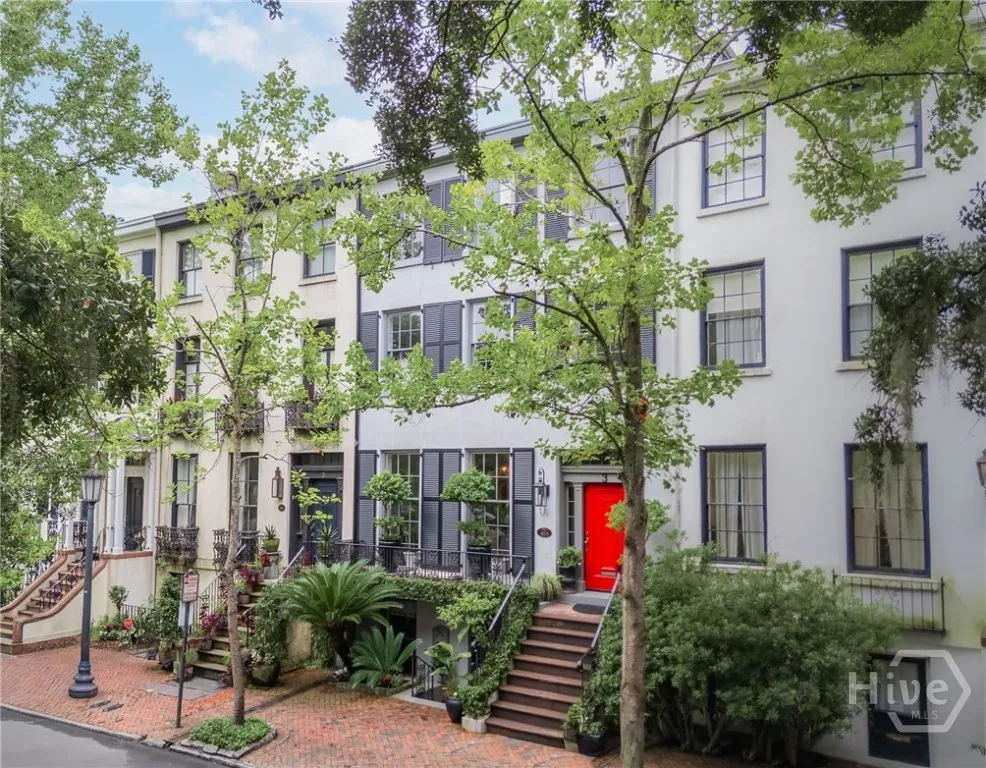 3 E Gordon Street Savannah, GA 31401