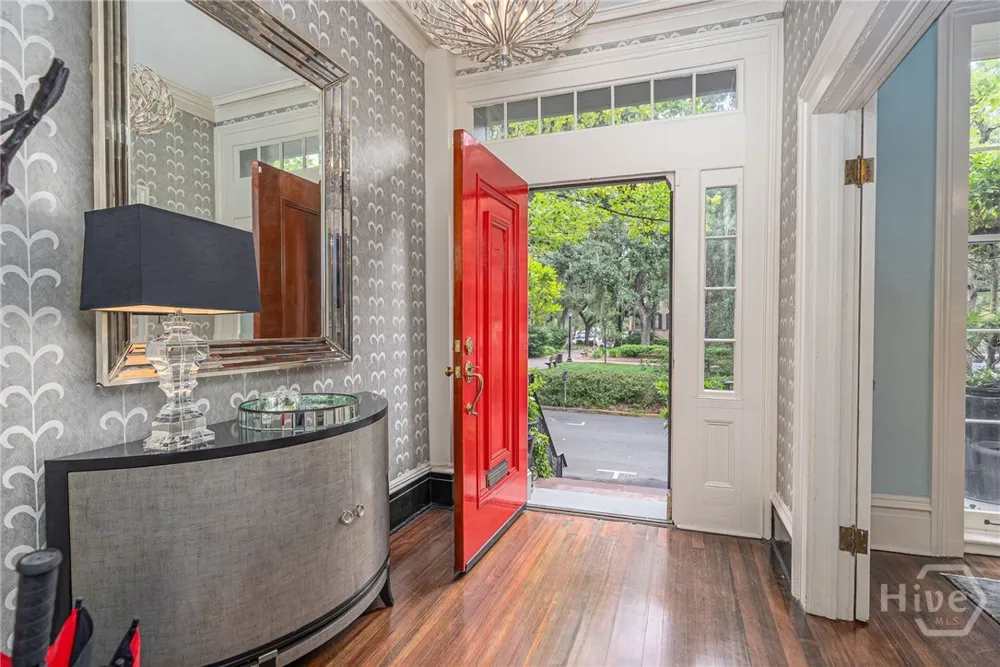 3 E Gordon Street Savannah, GA 31401