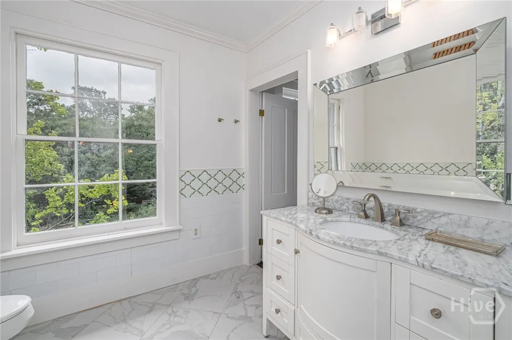 3 E Gordon Street Savannah, GA 31401