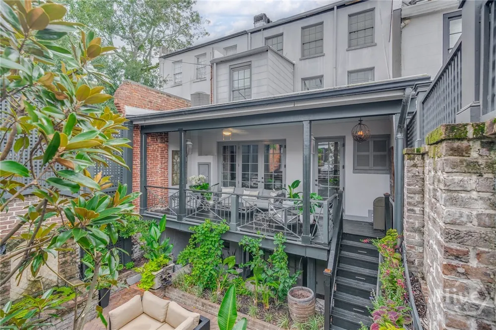3 E Gordon Street Savannah, GA 31401