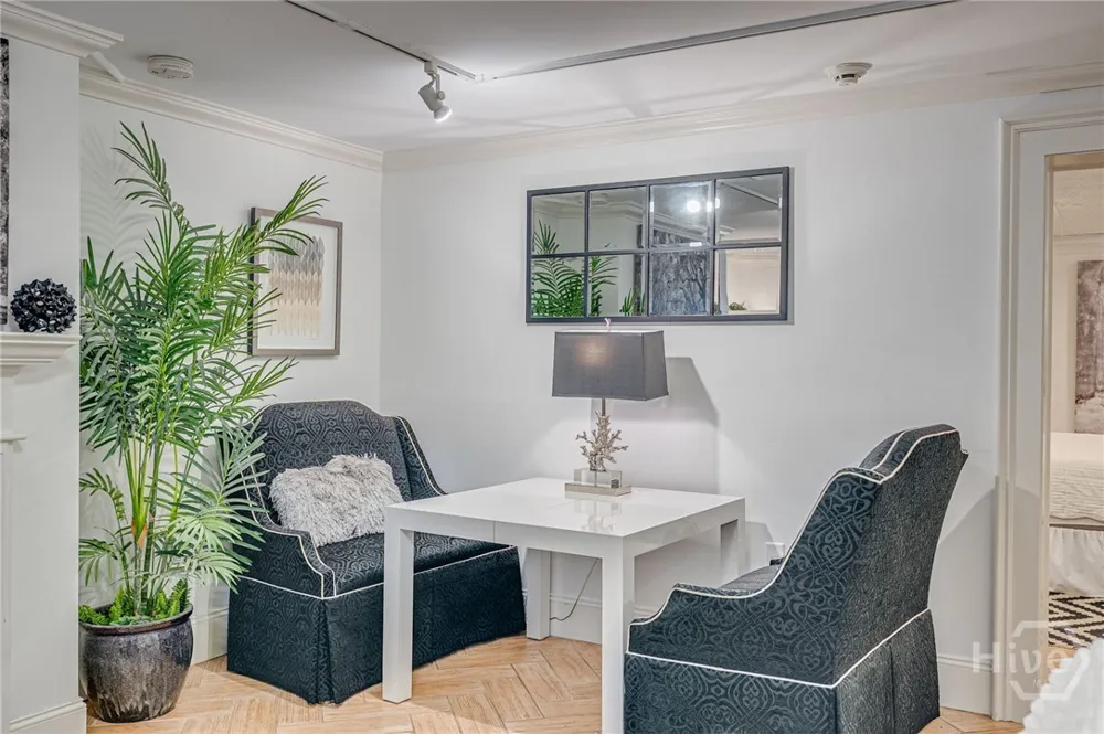 3 E Gordon Street Savannah, GA 31401
