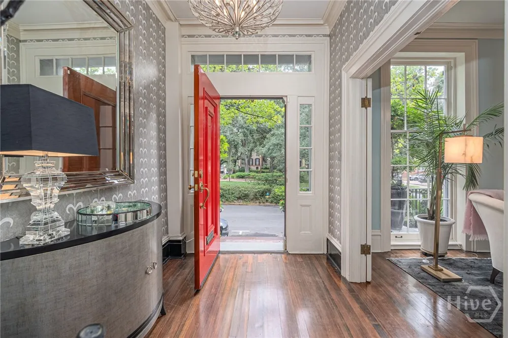 3 E Gordon Street Savannah, GA 31401