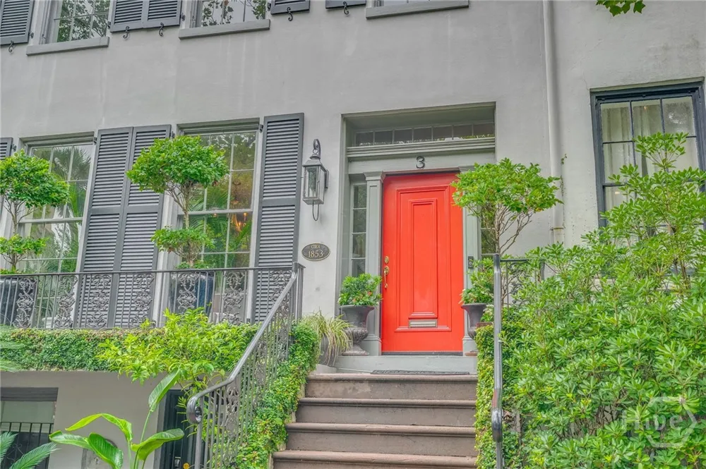 3 E Gordon Street Savannah, GA 31401