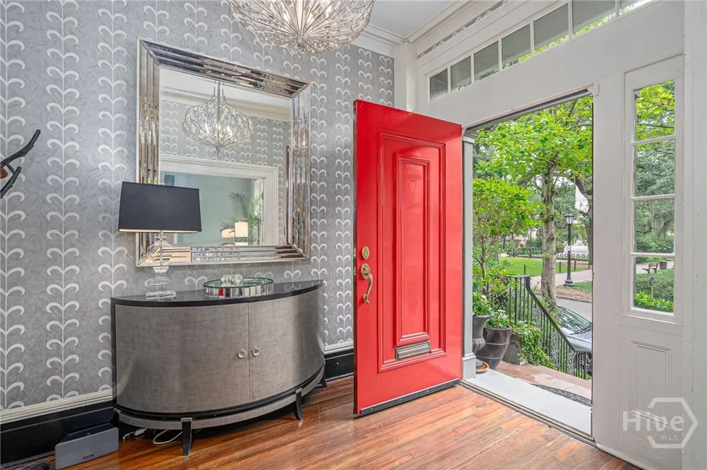 3 E Gordon Street Savannah, GA 31401