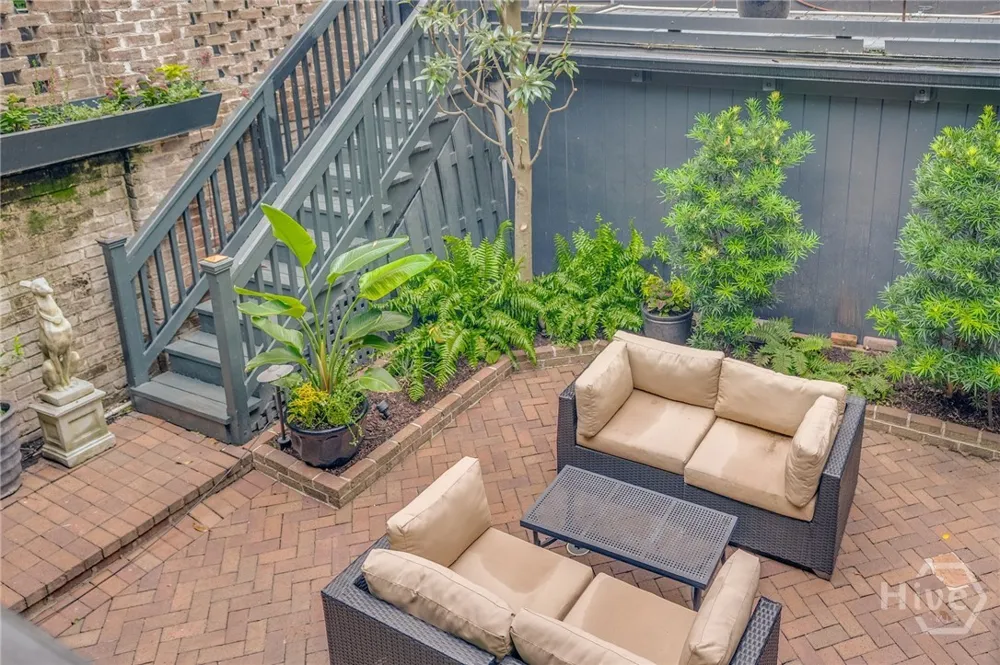 3 E Gordon Street Savannah, GA 31401
