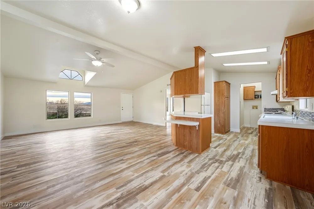 1340 W Bunarch Road Pahrump, NV 89060