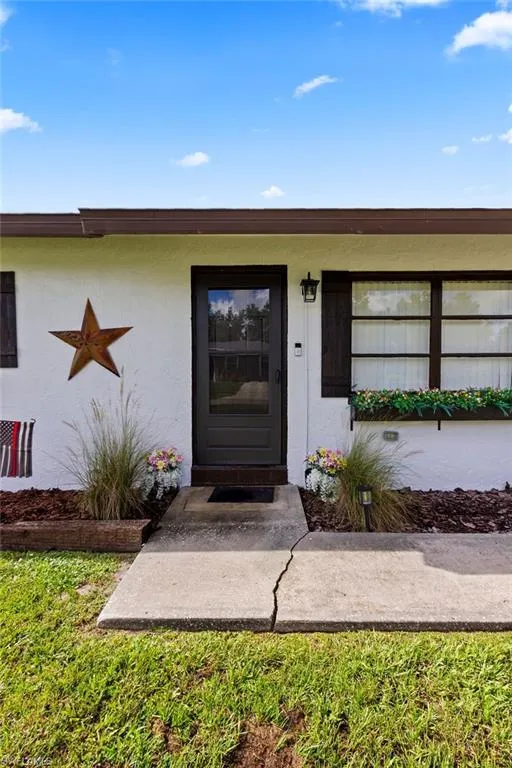 30097 Elm Road Punta Gorda, FL 33982