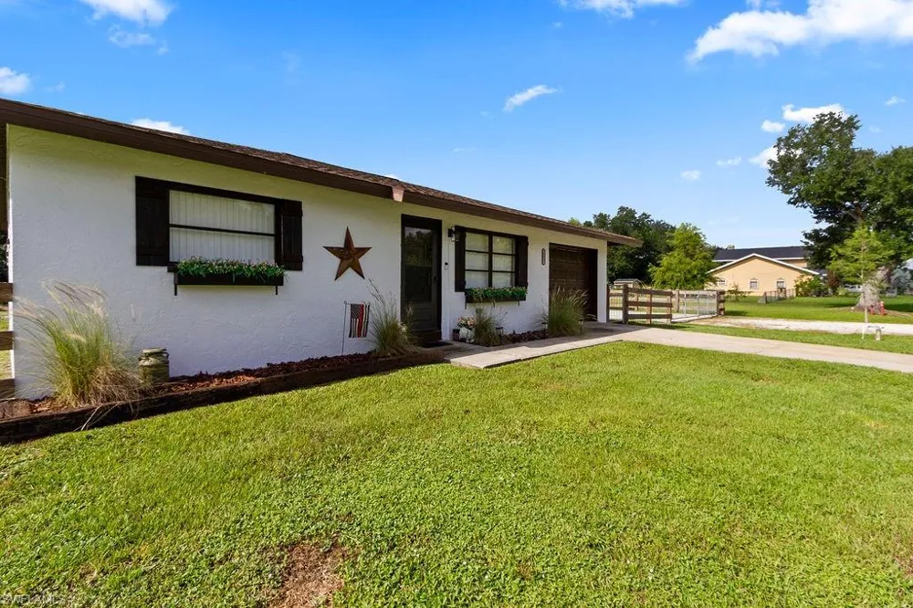 30097 Elm Road Punta Gorda, FL 33982