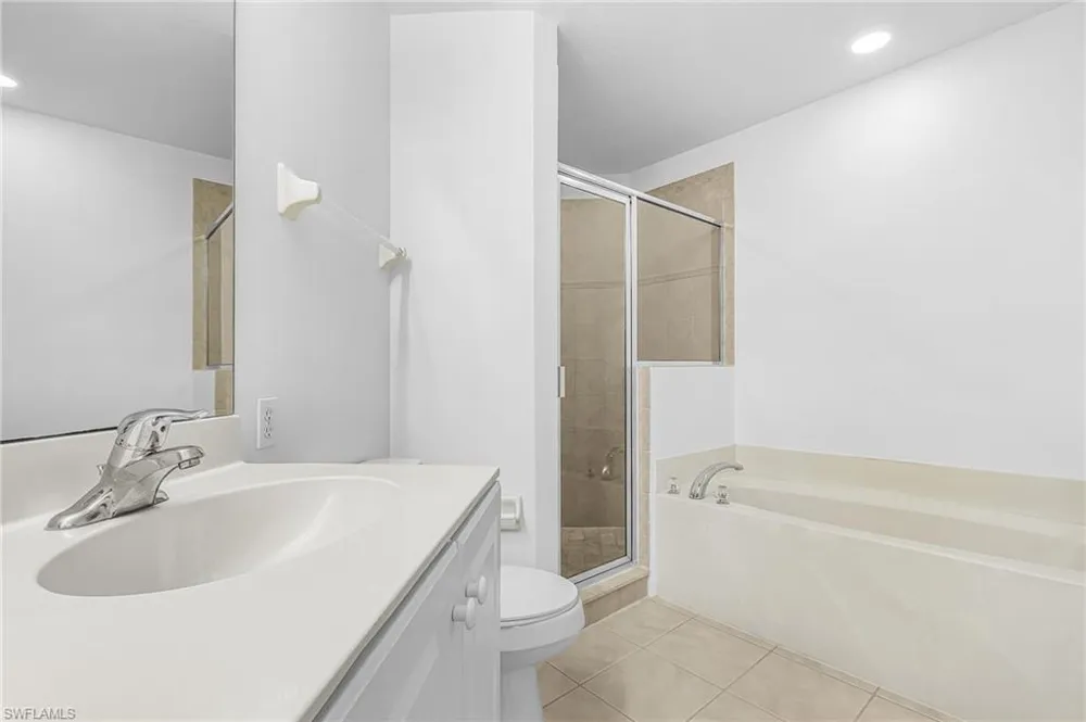 4209 Liron Avenue #101 Fort Myers, FL 33916