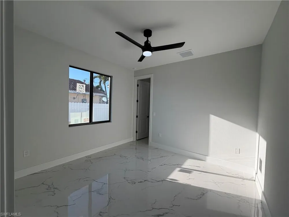 112 NE 6th Street Cape Coral, FL 33909