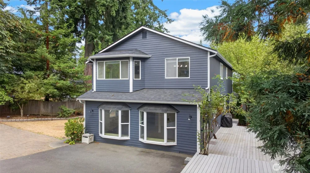 12730 15th Avenue NE Seattle, WA 98125