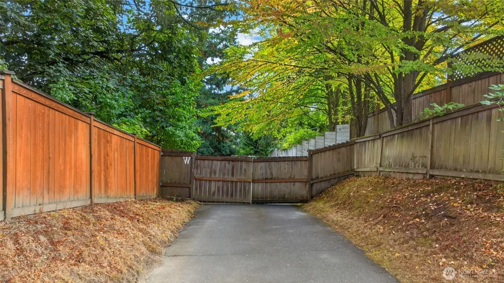 12730 15th Avenue NE Seattle, WA 98125