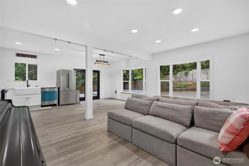 12730 15th Avenue NE Seattle, WA 98125