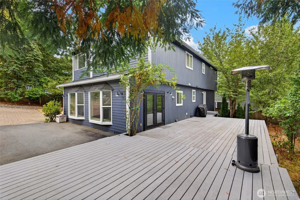 12730 15th Avenue NE Seattle, WA 98125