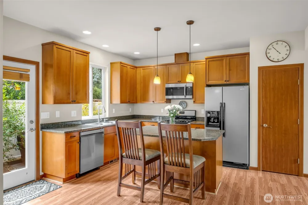 160 6th Avenue SE Issaquah, WA 98027