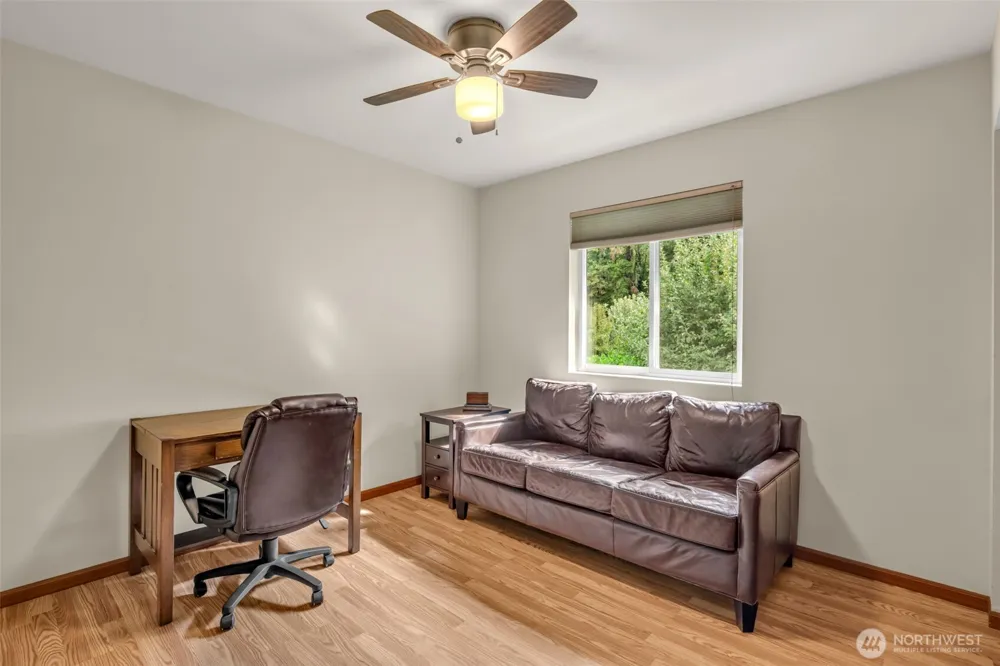 160 6th Avenue SE Issaquah, WA 98027
