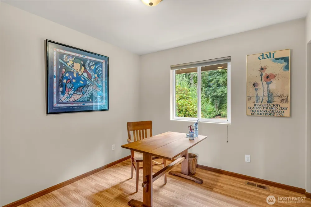 160 6th Avenue SE Issaquah, WA 98027