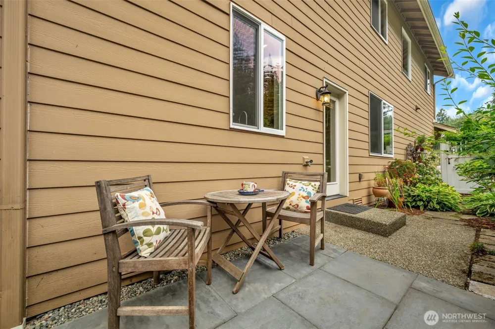 160 6th Avenue SE Issaquah, WA 98027