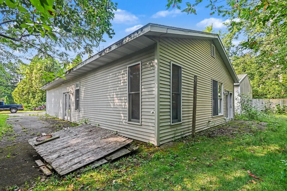 15086 76th Street South Haven Charter Township, MI 49090