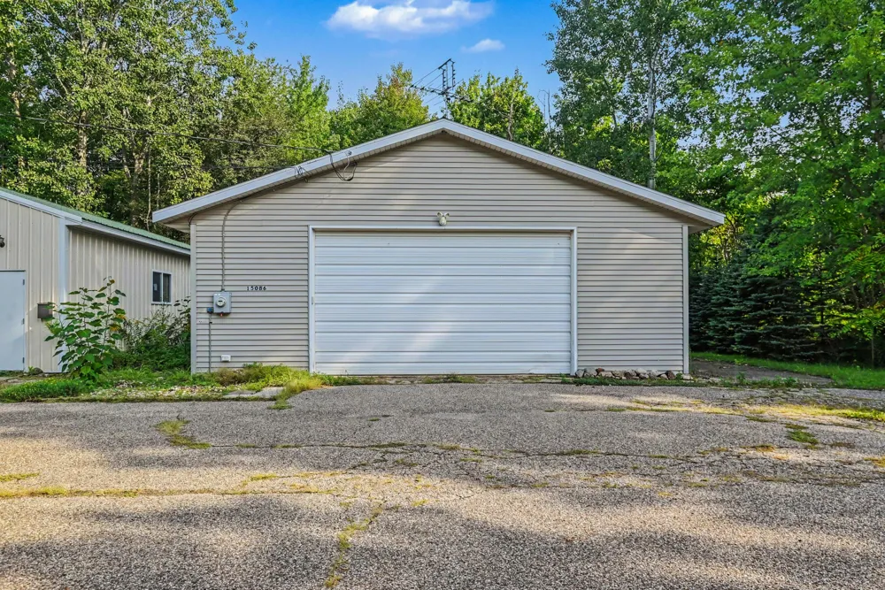 15086 76th Street South Haven Charter Township, MI 49090