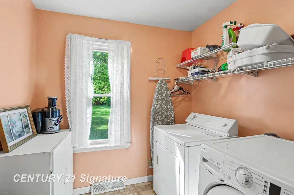 415 E Belle Avenue St Charles Village, MI 48655