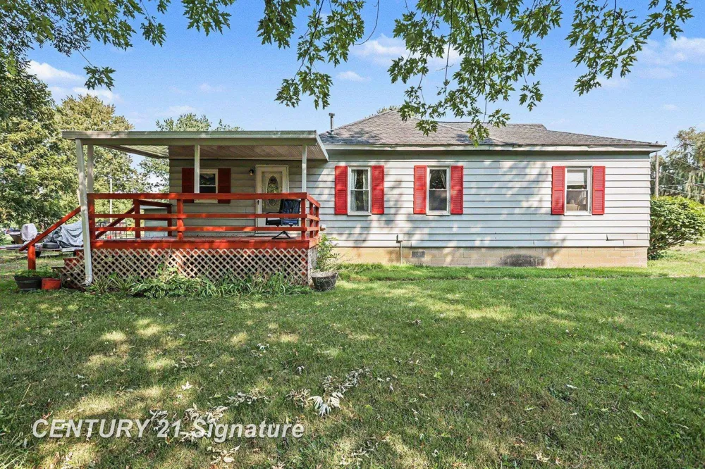 415 E Belle Avenue St Charles Village, MI 48655