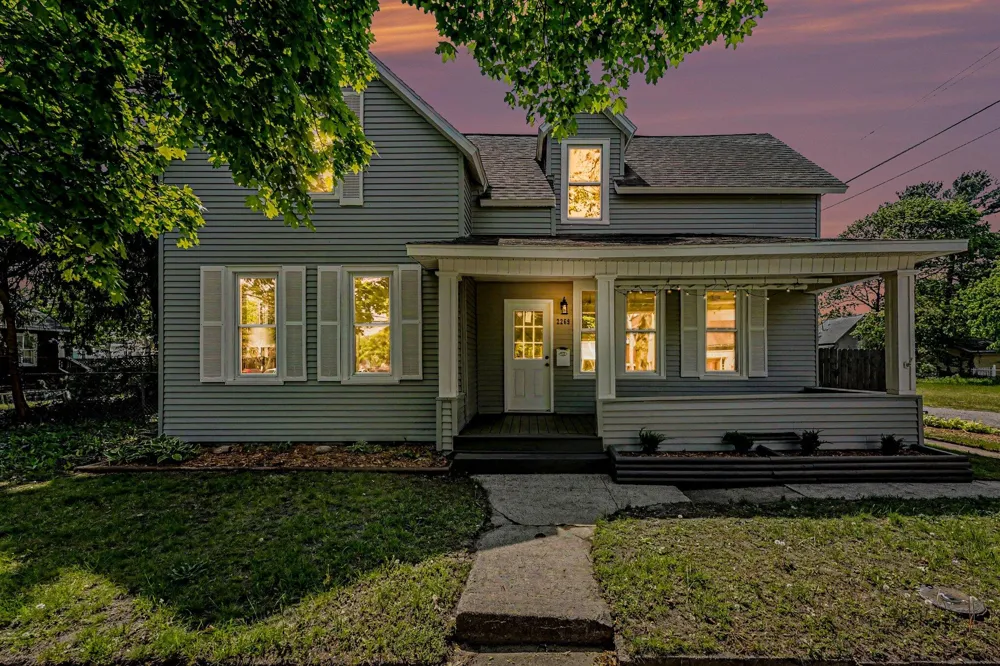 2269 Denmark Street Muskegon City, MI 49441