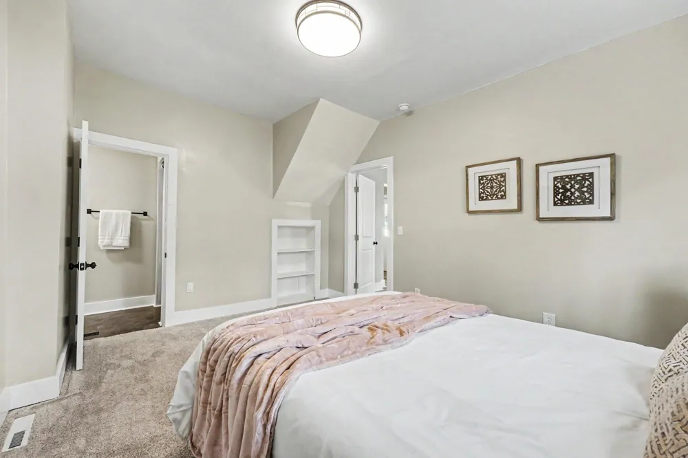 2269 Denmark Street Muskegon City, MI 49441