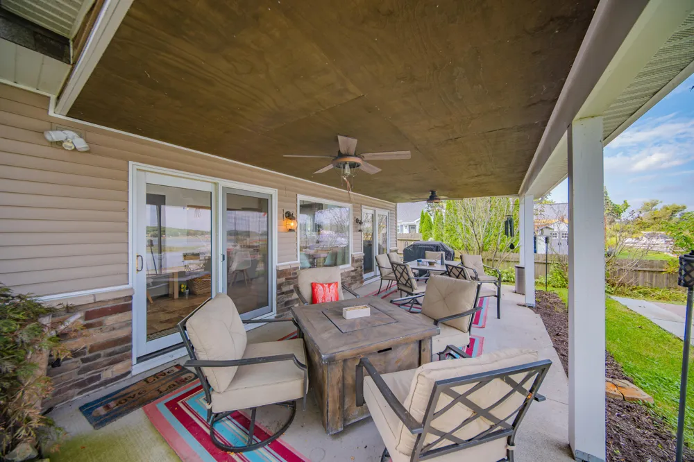 5065 Pine Drive Leoni Township, MI 49201