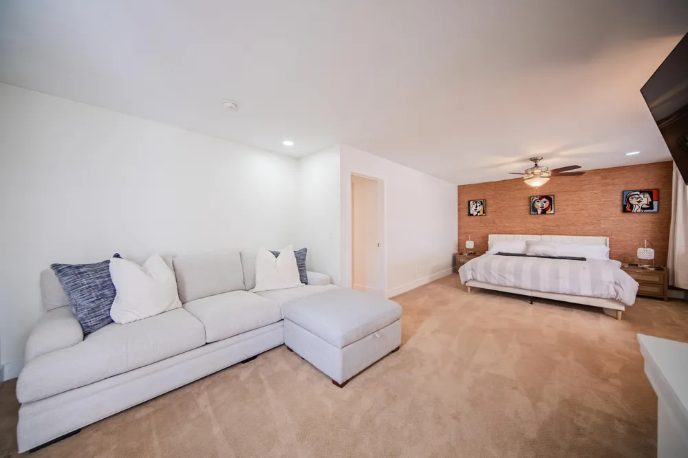 5065 Pine Drive Leoni Township, MI 49201