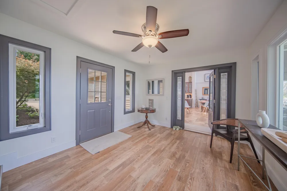5065 Pine Drive Leoni Township, MI 49201