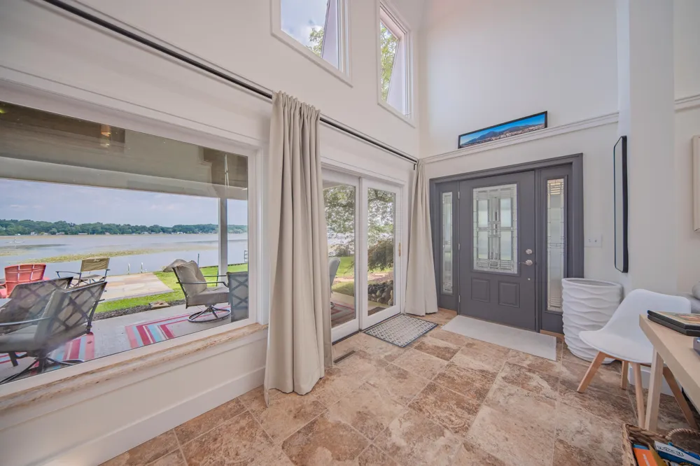 5065 Pine Drive Leoni Township, MI 49201