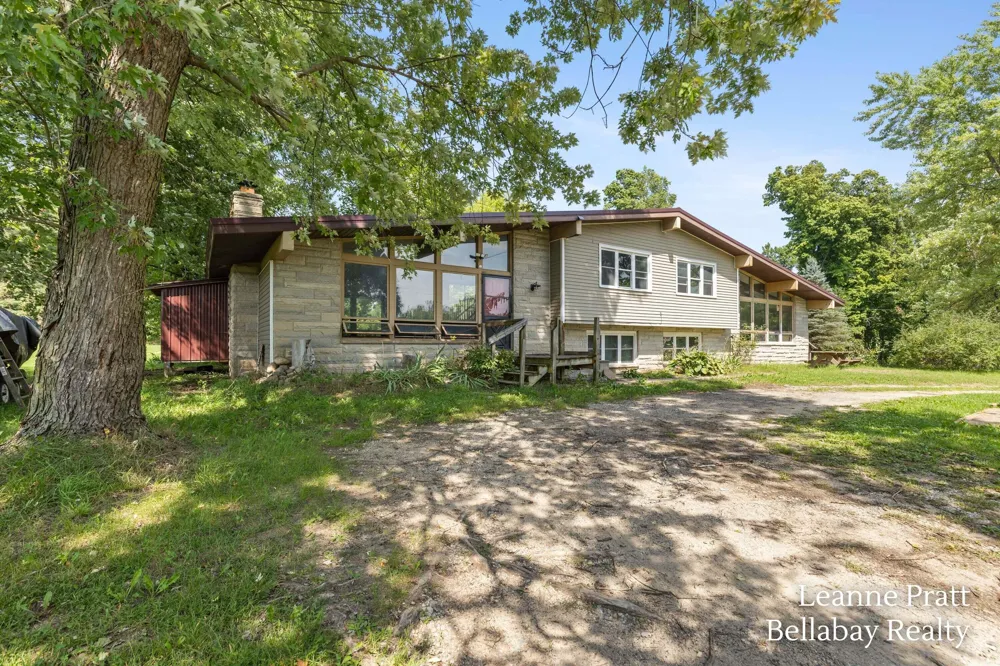 6240 S M 66 Highway Maple Grove Township, MI 49073
