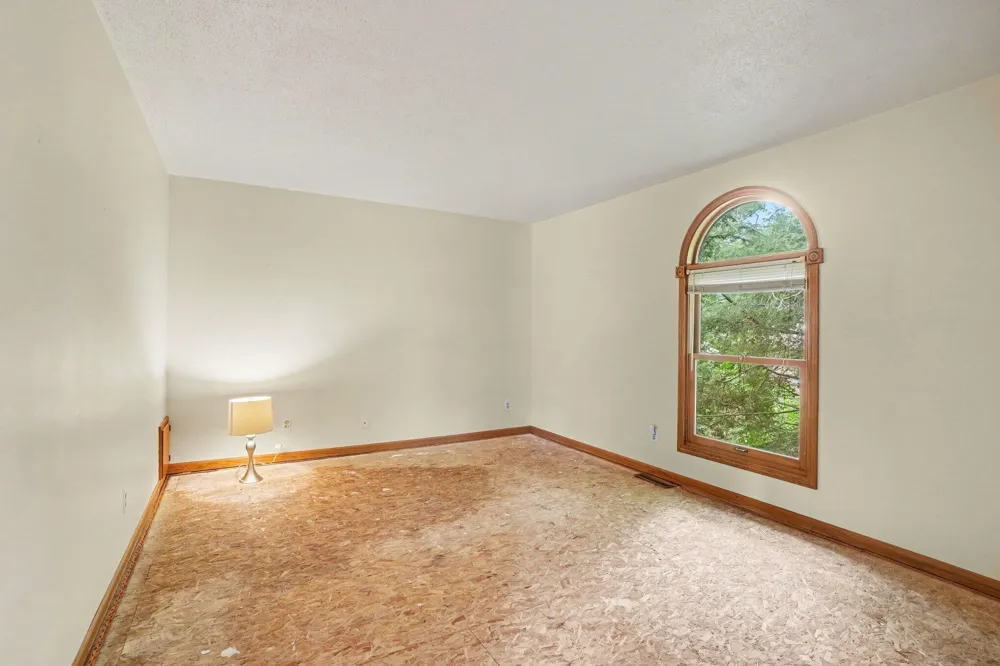 559 Spring Lane Holland City, MI 49423