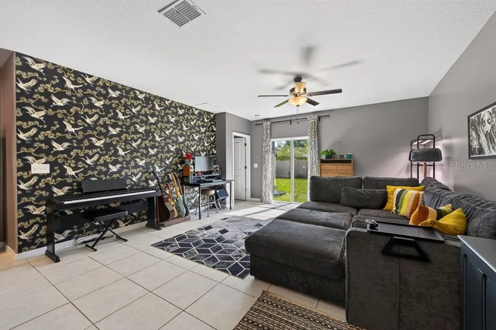 2148 SHINING AZUL WAY Lutz, FL 33558