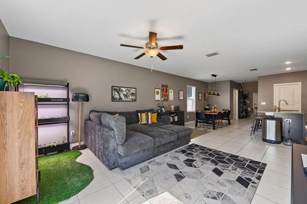2148 SHINING AZUL WAY Lutz, FL 33558