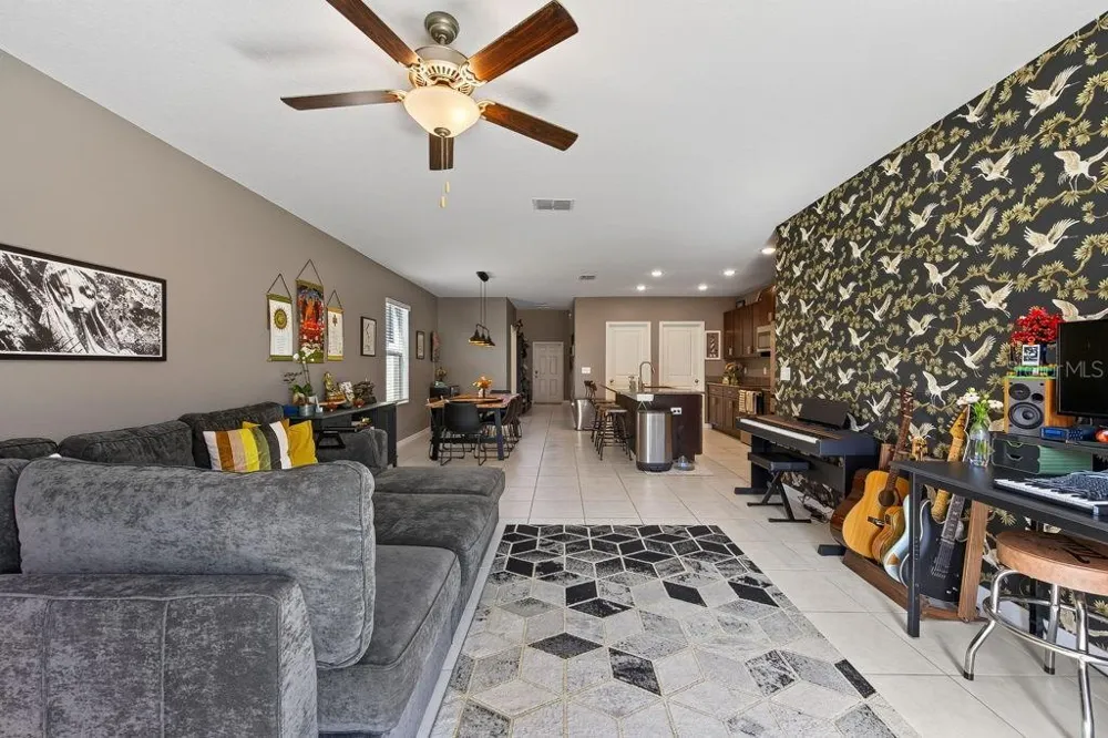 2148 SHINING AZUL WAY Lutz, FL 33558