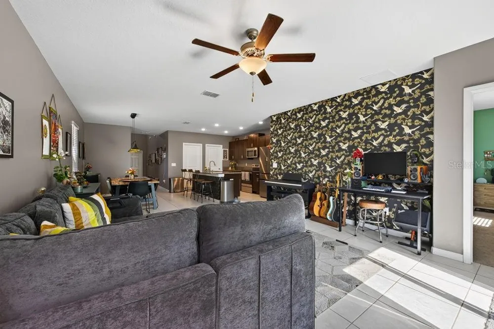 2148 SHINING AZUL WAY Lutz, FL 33558