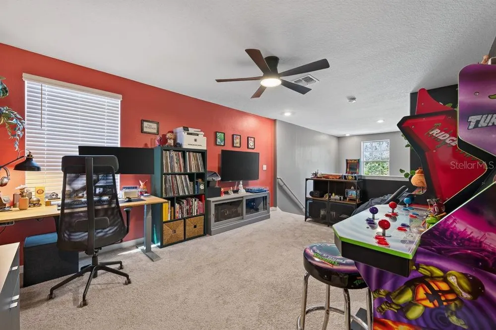 2148 SHINING AZUL WAY Lutz, FL 33558