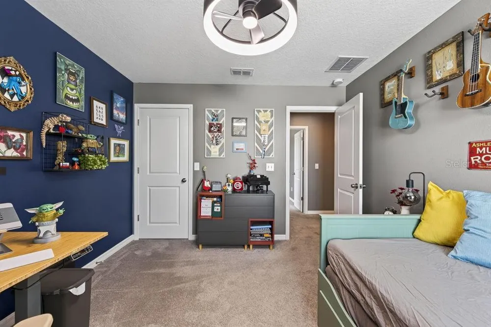 2148 SHINING AZUL WAY Lutz, FL 33558