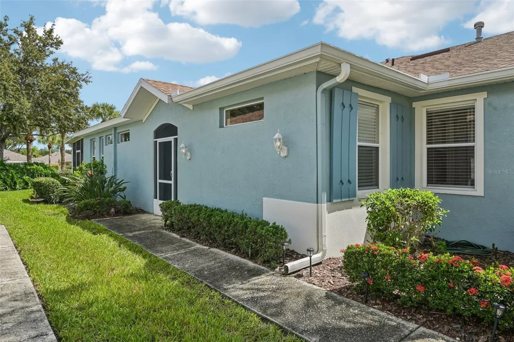 1230 HUNTINGTON GREENS DRIVE Sun City Center, FL 33573