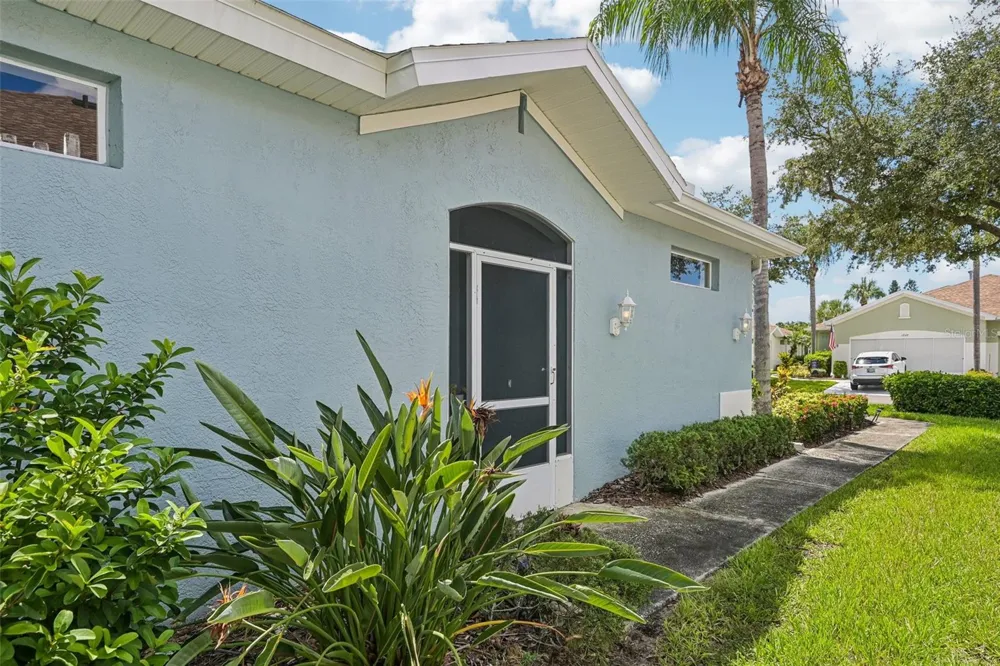 1230 HUNTINGTON GREENS DRIVE Sun City Center, FL 33573