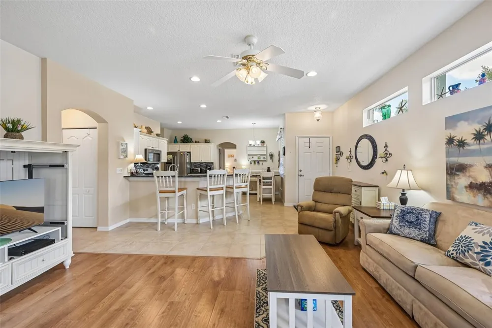 1230 HUNTINGTON GREENS DRIVE Sun City Center, FL 33573