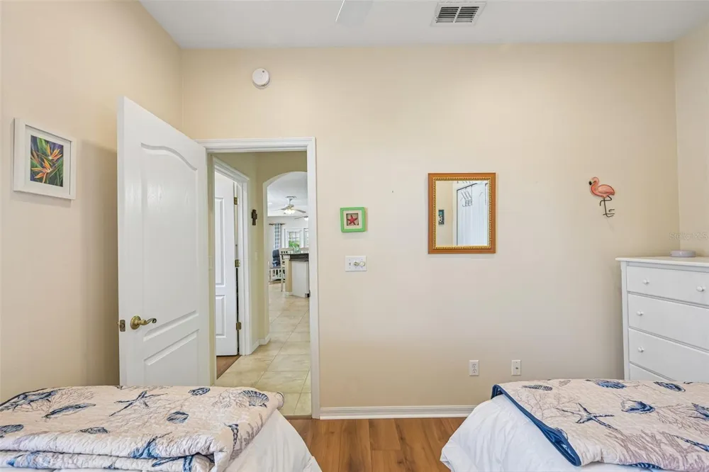 1230 HUNTINGTON GREENS DRIVE Sun City Center, FL 33573