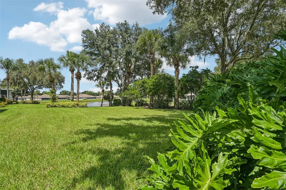 1230 HUNTINGTON GREENS DRIVE Sun City Center, FL 33573
