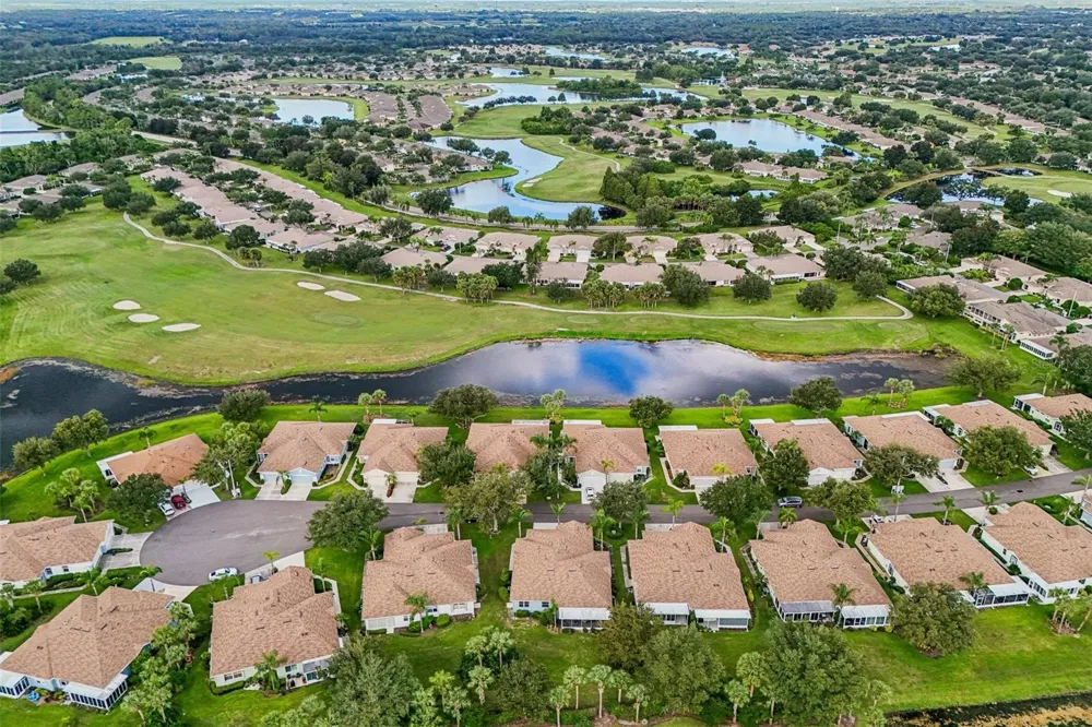 1230 HUNTINGTON GREENS DRIVE Sun City Center, FL 33573